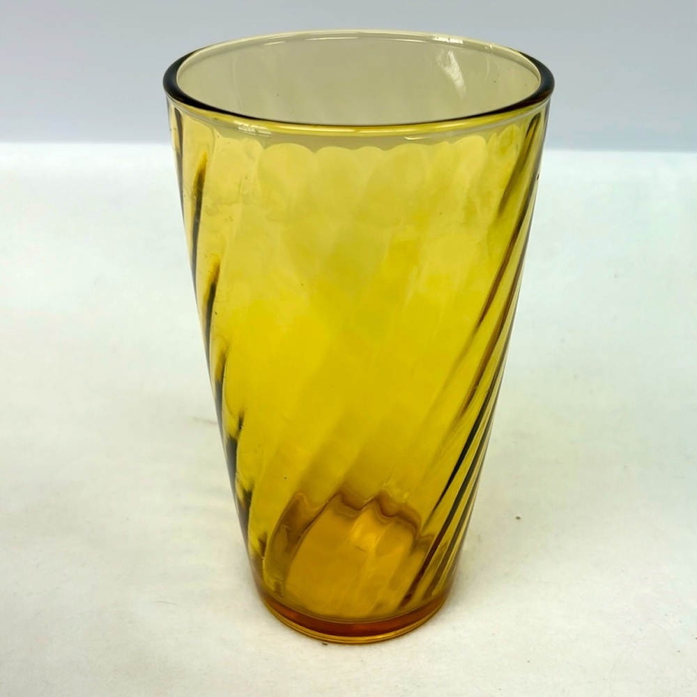 Vintage Anchor Hocking amber optic swirl large 32oz tumbler